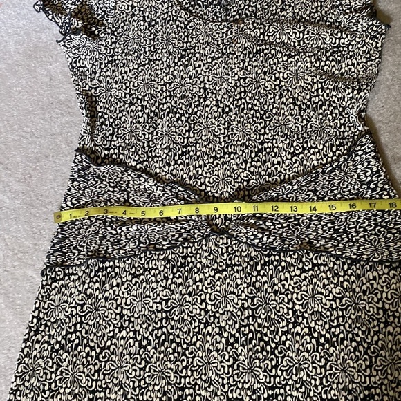 Dress Barn dress self belt twisted at hip short sleeve black tan  no wri… - Picture 8 of 12